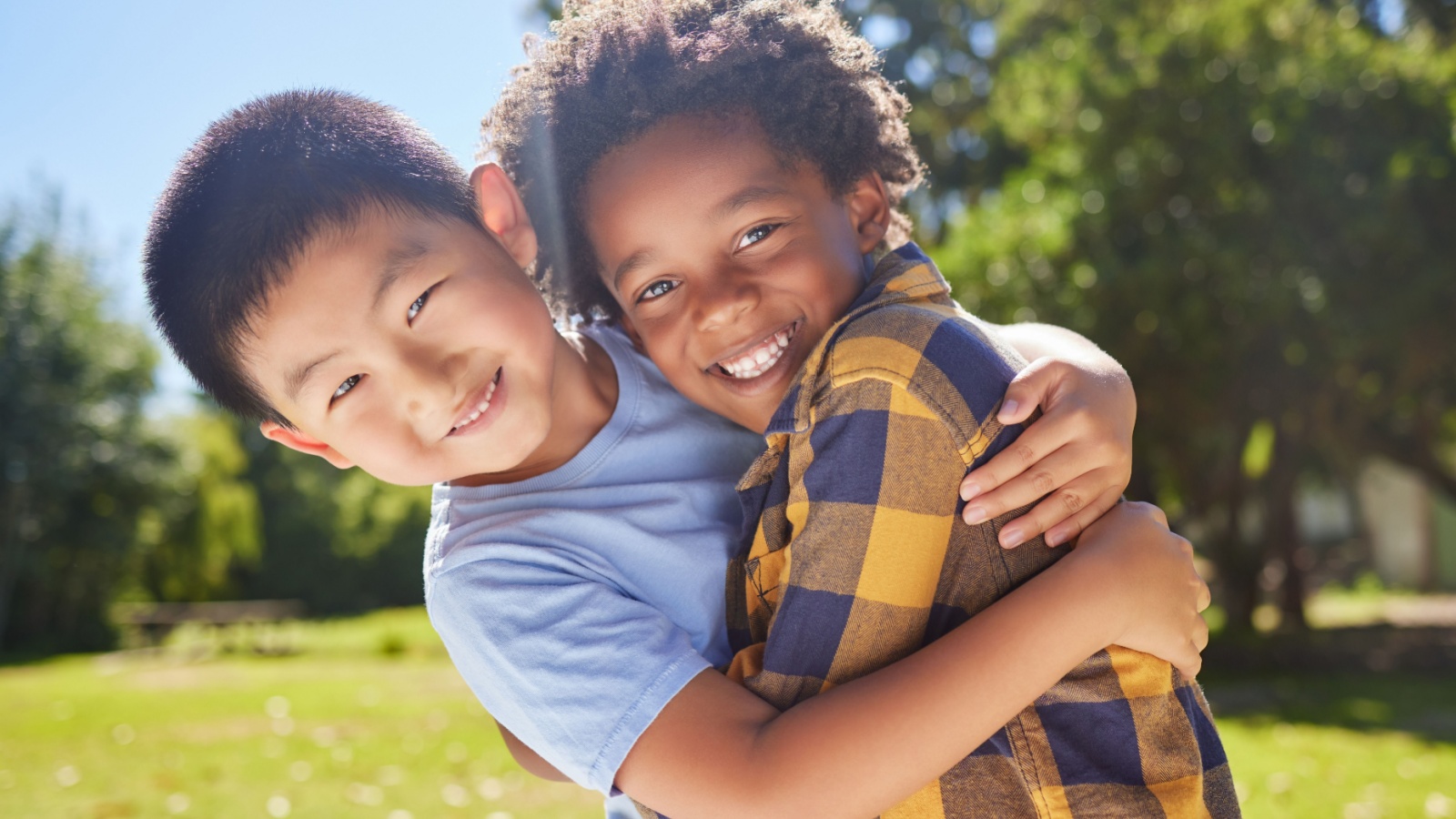 16 bemerkenswerte Lektionen über wahre Freundschaft, die Kinder uns lehren